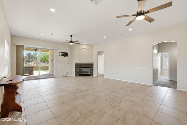 2453 W Hidden View Place, Tucson, AZ 85742