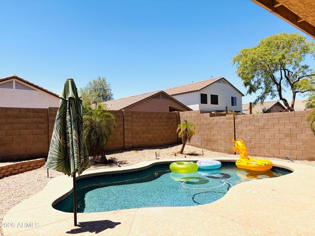 2753 W PEGGY Drive, San Tan Valley, AZ 85144