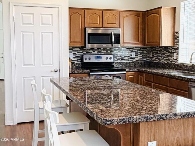 2753 W PEGGY Drive, San Tan Valley, AZ 85144