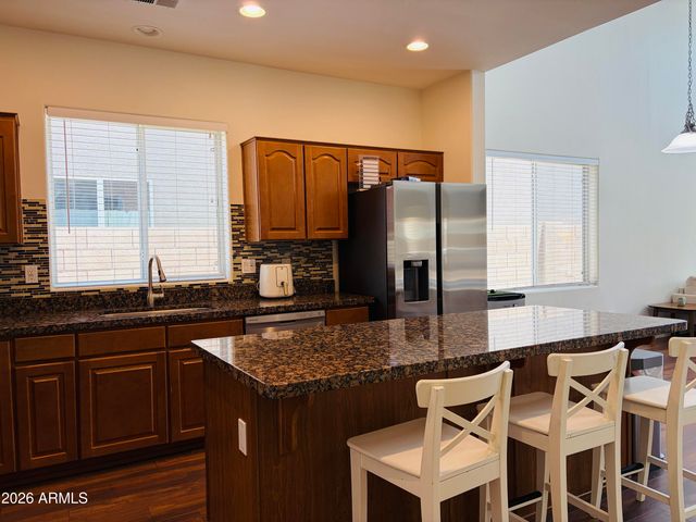 2753 W PEGGY Drive, San Tan Valley, AZ 85144