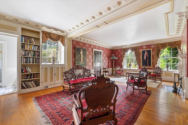 357 Wrights Crossing Road, Pomfret, CT 06259