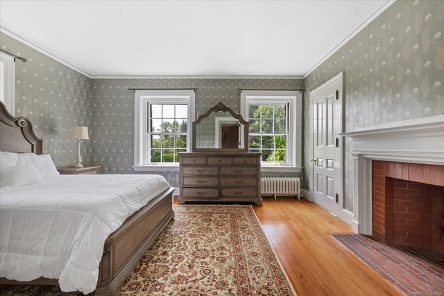 357 Wrights Crossing Road, Pomfret, CT 06259