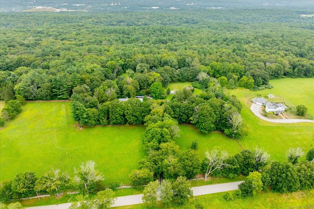 357 Wrights Crossing Road, Pomfret, CT 06259