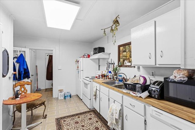 779 NW 37TH STREET, Gainesville, FL 32607