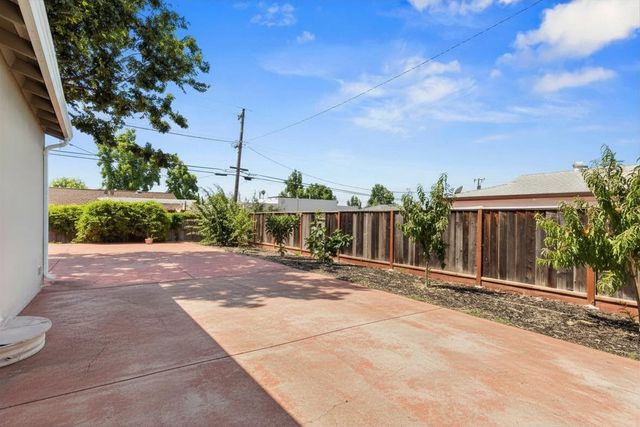 1864 Edsel Drive, Milpitas, CA 95035