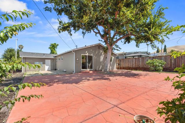 1864 Edsel Drive, Milpitas, CA 95035