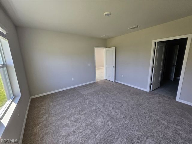 11162 Sunset Preserve DR, Fort Myers, FL 33905