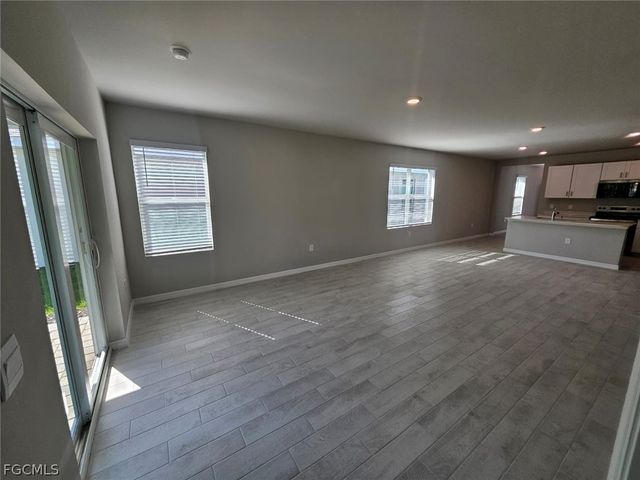 11162 Sunset Preserve DR, Fort Myers, FL 33905