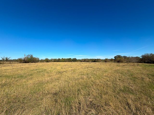 1658 State Highway 75 N, Huntsville, TX 77320