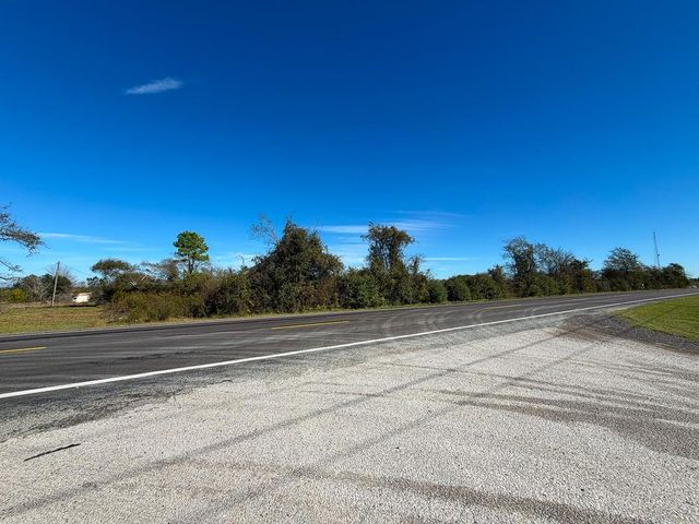 1658 State Highway 75 N, Huntsville, TX 77320