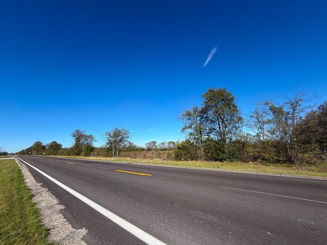 1658 State Highway 75 N, Huntsville, TX 77320