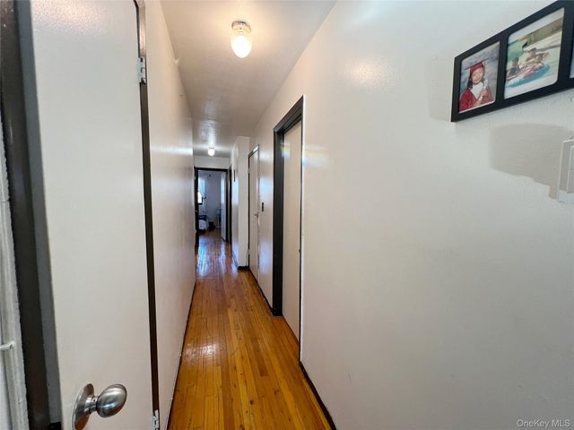 21974 64th Avenue 239, Oakland Gardens, NY 11364