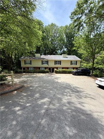 3123 Destin Circle, Snellville, GA 30078