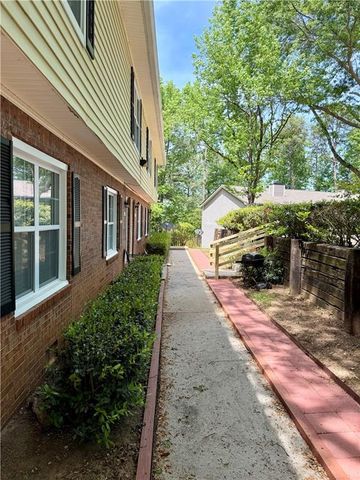 3123 Destin Circle, Snellville, GA 30078