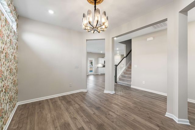 719 Reflections Ln, Pleasant View, TN 37146