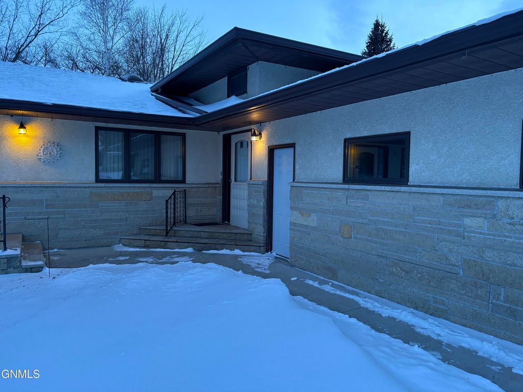 21 6th Avenue NW, LaMoure, ND 58458 photo 35