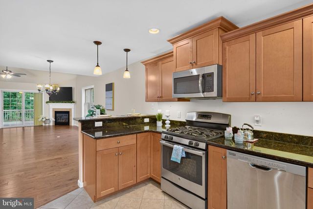 187 WAYPOINT DR, Lancaster, PA 17603