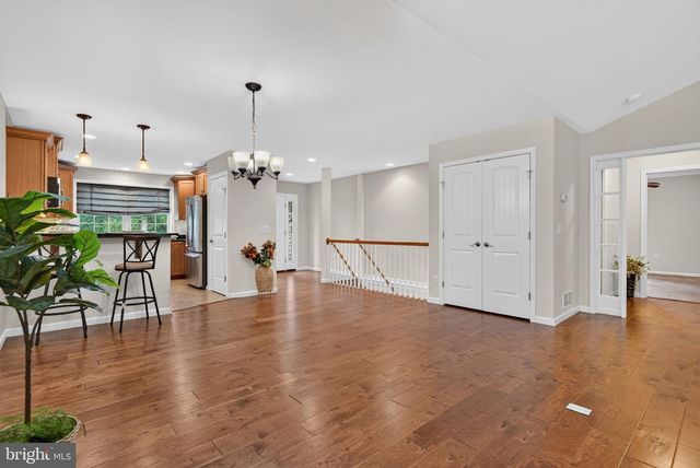 187 WAYPOINT DR, Lancaster, PA 17603