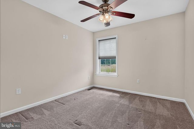 187 WAYPOINT DR, Lancaster, PA 17603