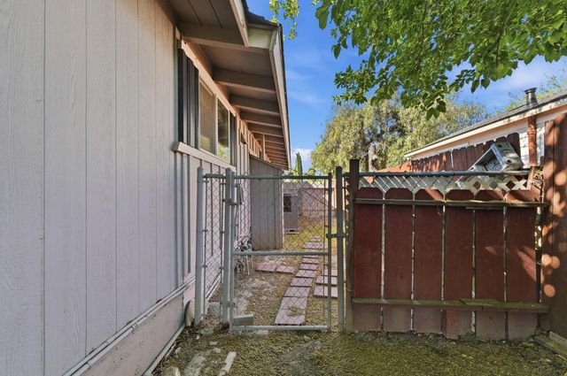 30000 Kasson Rd 2H27 Sunset Dr, Tracy, CA 95304