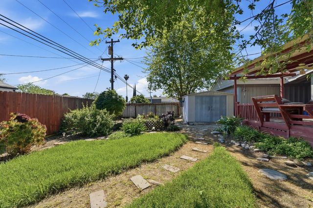 30000 Kasson Rd 2H27 Sunset Dr, Tracy, CA 95304