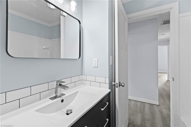 2305 Friends Avenue, High Point, NC 27260
