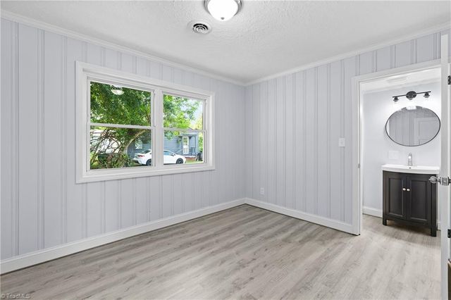 2305 Friends Avenue, High Point, NC 27260