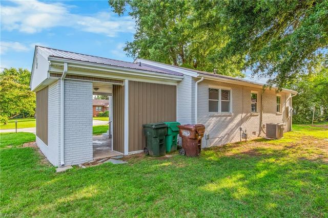 2305 Friends Avenue, High Point, NC 27260