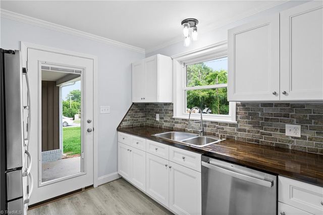 2305 Friends Avenue, High Point, NC 27260