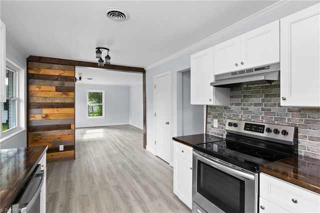 2305 Friends Avenue, High Point, NC 27260
