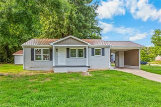 2305 Friends Avenue, High Point, NC 27260
