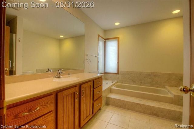 4316 Lehigh Drive, Troy, MI 48098