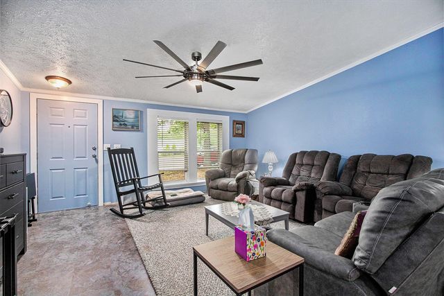13262 Country Ln, New Buffalo, MI 49117