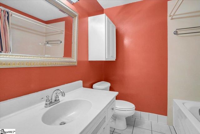 17 Seabury Drive, Greenville, SC 29615