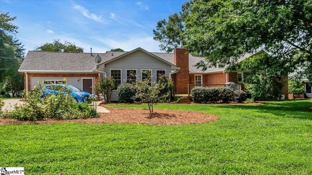 17 Seabury Drive, Greenville, SC 29615