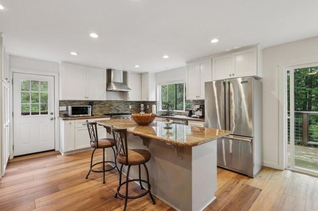 17386 Tressel Pass Road, Boulder Creek, CA 95006