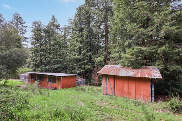 17386 Tressel Pass Road, Boulder Creek, CA 95006