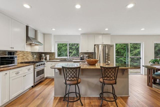 17386 Tressel Pass Road, Boulder Creek, CA 95006