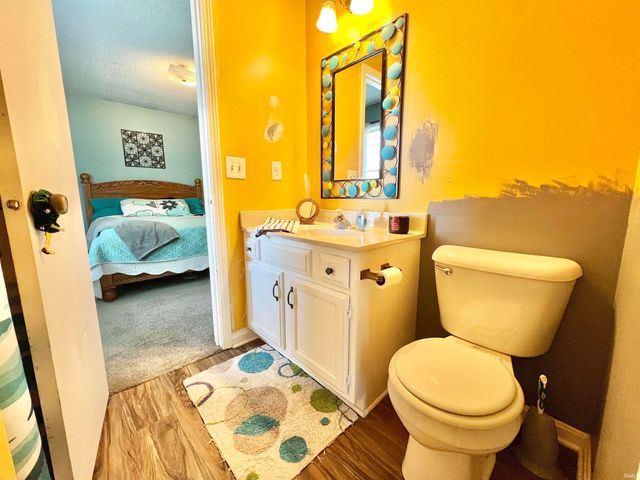 2833 Terri Lane, Newburgh, IN 47630