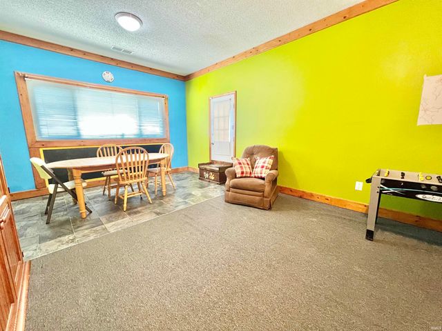 2833 Terri Lane, Newburgh, IN 47630