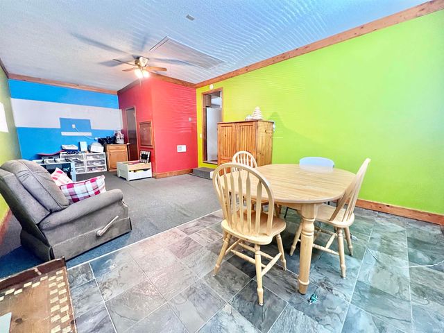 2833 Terri Lane, Newburgh, IN 47630