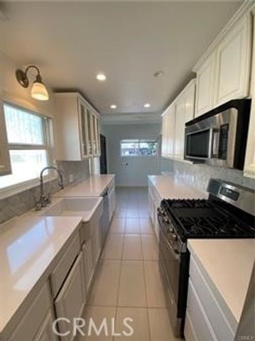 3734 E Coast Highway, Corona Del Mar (newport Beach), CA 92625