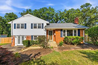 5211 GILPIN DR, Springfield, VA 22151