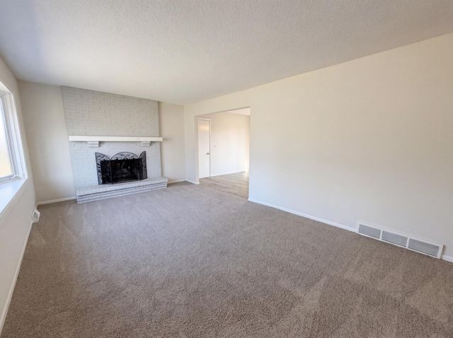 354 111th Avenue NW, Coon Rapids, MN 55448