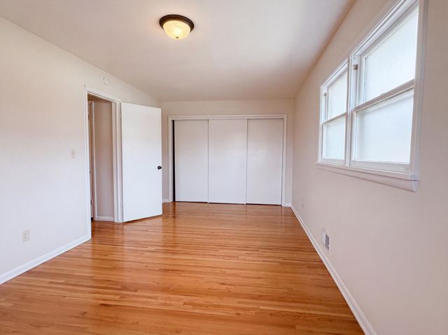 354 111th Avenue NW, Coon Rapids, MN 55448