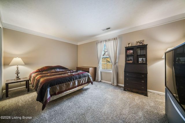 181 Shawnee Cir, Mt Washington, KY 40047