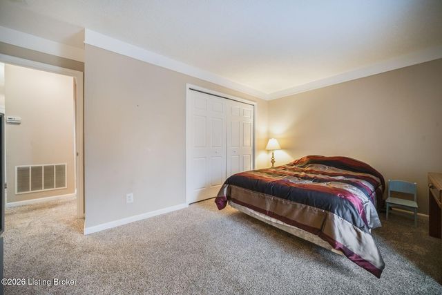 181 Shawnee Cir, Mt Washington, KY 40047