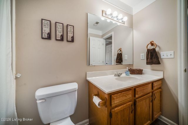 181 Shawnee Cir, Mt Washington, KY 40047