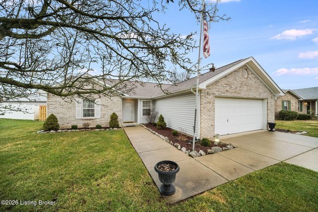 181 Shawnee Cir, Mt Washington, KY 40047