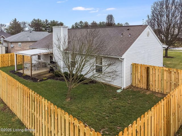 181 Shawnee Cir, Mt Washington, KY 40047